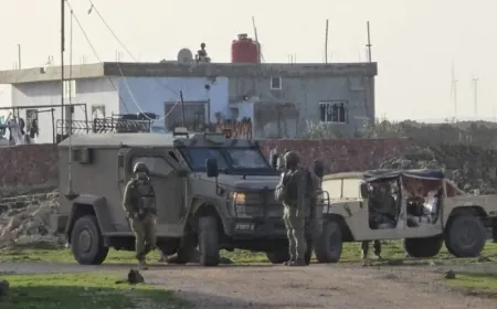 Israeli forces arrest three people in Quneitra countryside