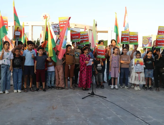 Amuda residents continue protests demanding Kurdish-Language education