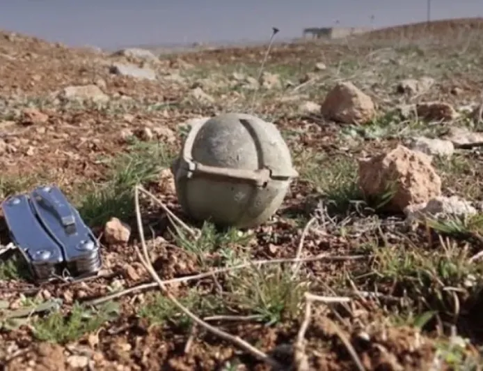 Two children injured over bomb explosion in Homs countryside