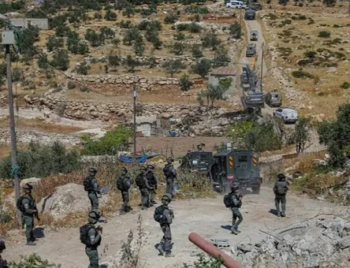 Israeli Forces establish checkpoints in Quneitra Countryside