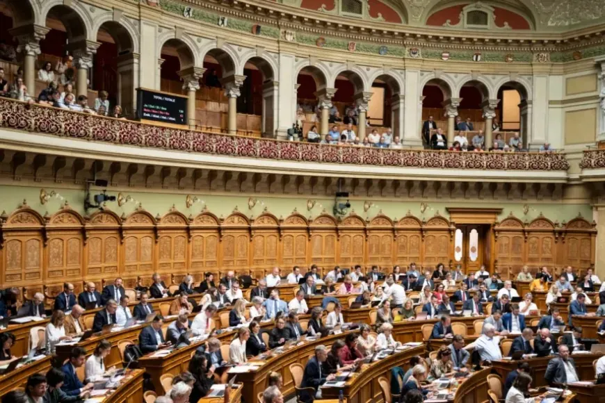 Swiss Parliament approves plan to review Syrians’ protection status
