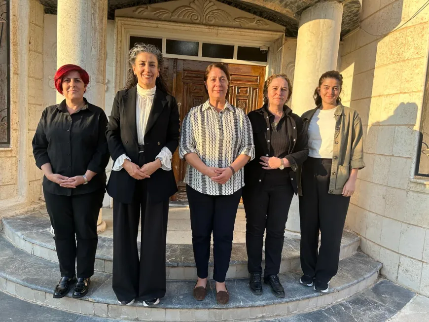 DEM Party Municipal delegation from N. Kurdistan arrives in Rojava