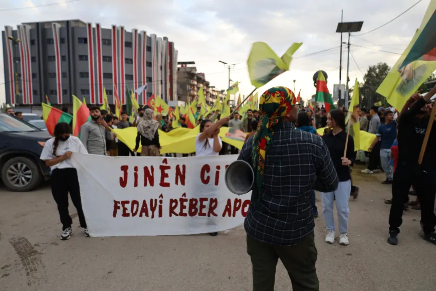 Qamishlo youth condemn international conspiracy against leader Ocalan