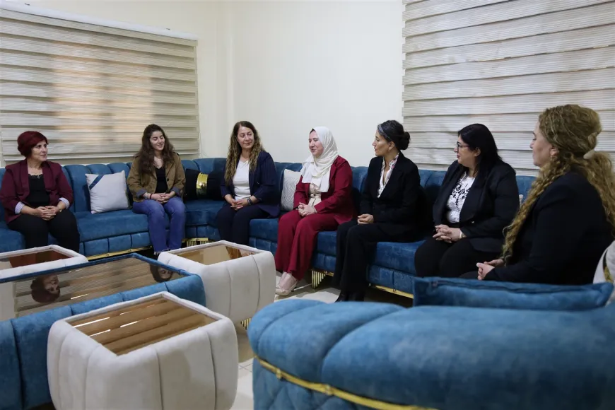 Bakur Kurdistan delegation visits Institutions and YPJ in Hasakah