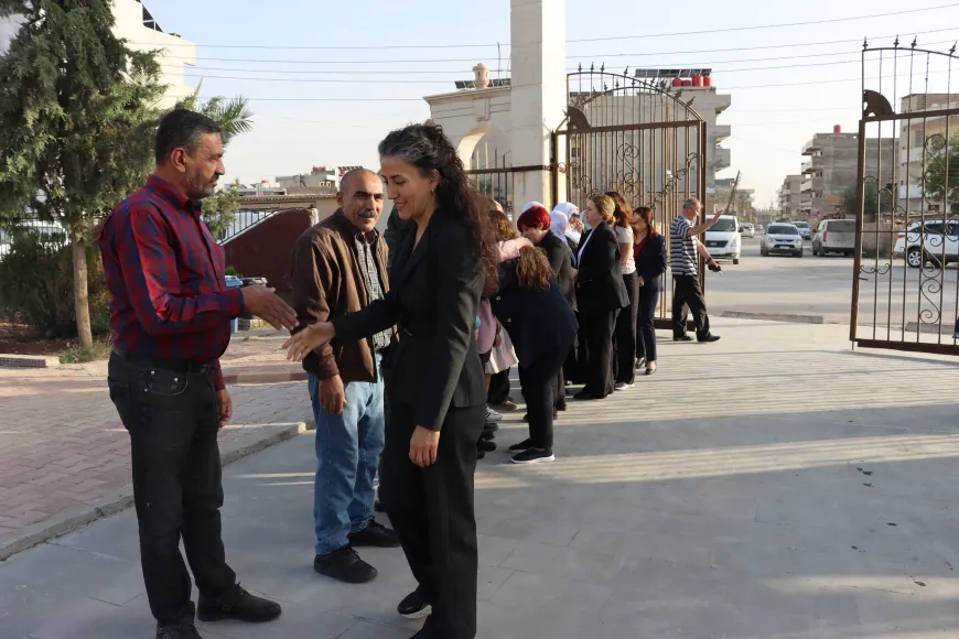 North Kurdistan delegation visits Delil Sarokhan Cemetery