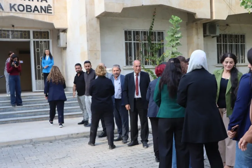 DEM party delegation visits Kobani Municipality