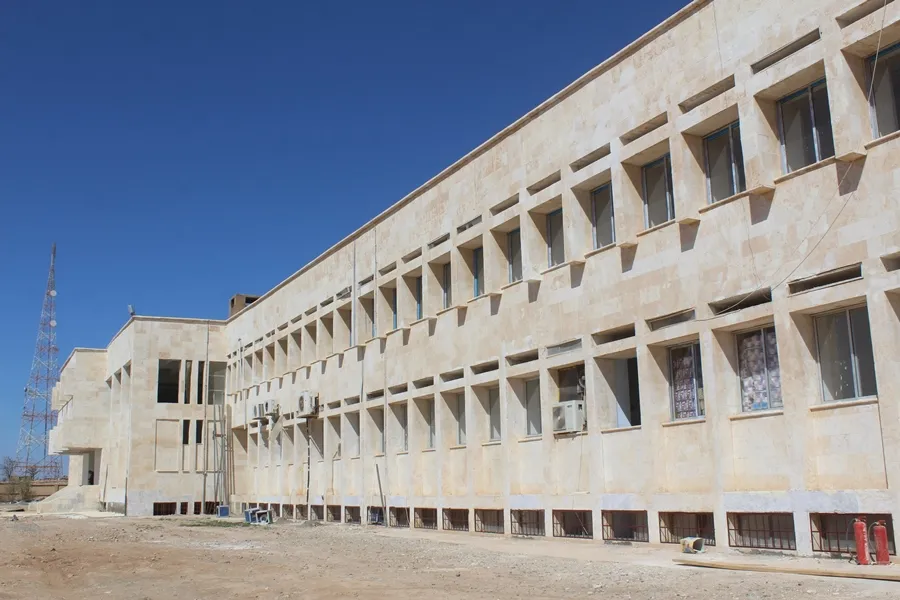 Después de la restauración, el Hospital de al-Tabqa necesita equipos médicos