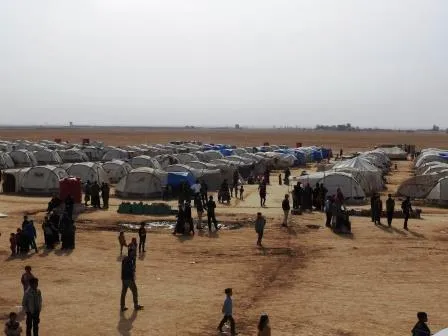 El campamento de Abo Khashab sufre de condiciones deplorables y las organizaciones no se mueven