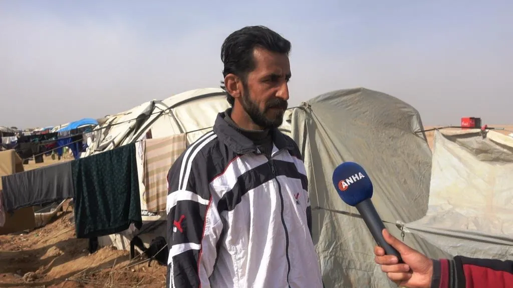 El campamento de Abo Khashab sufre de condiciones deplorables y las organizaciones no se mueven