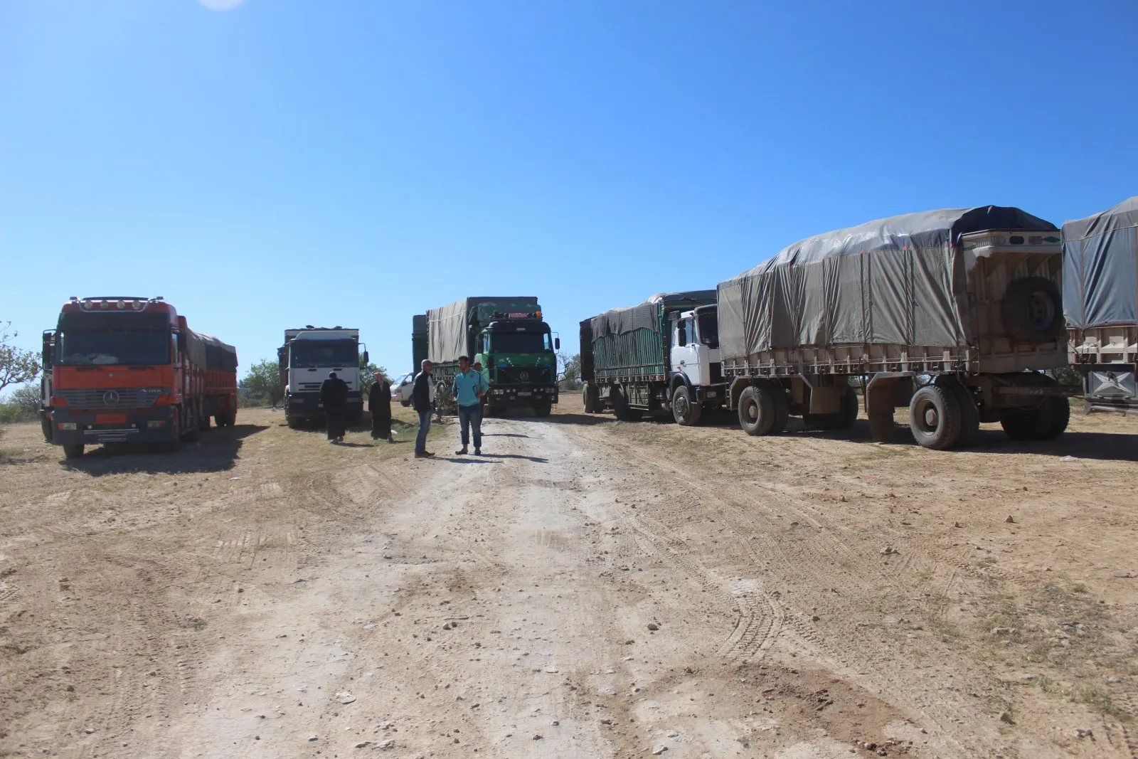 18 camiones de ayuda llegaron a al-Shahba