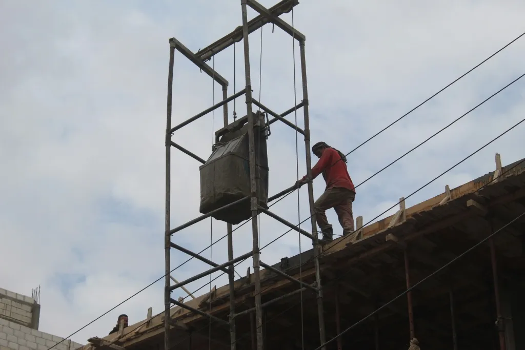 Con seguridad y estabilidad... renacimiento significativo de la construcción en Manbij