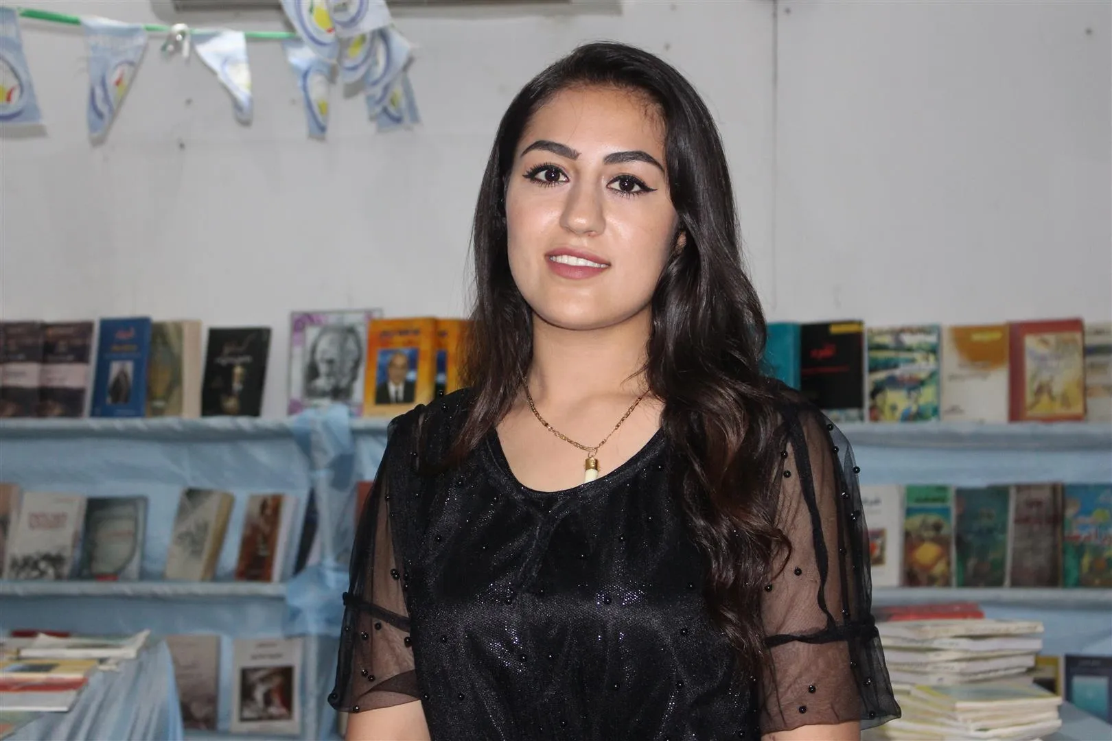 Exposición de libros abierta en Dêrik