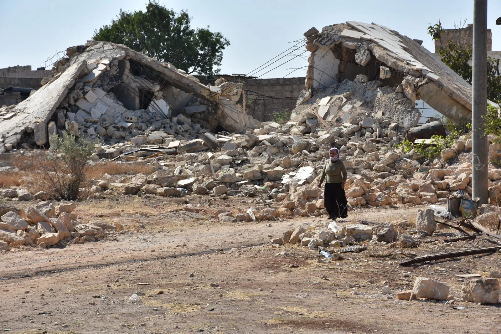 Gente de Afrin revive la vida de Tal Shaeir insistiendo en la continuación de la resistencia