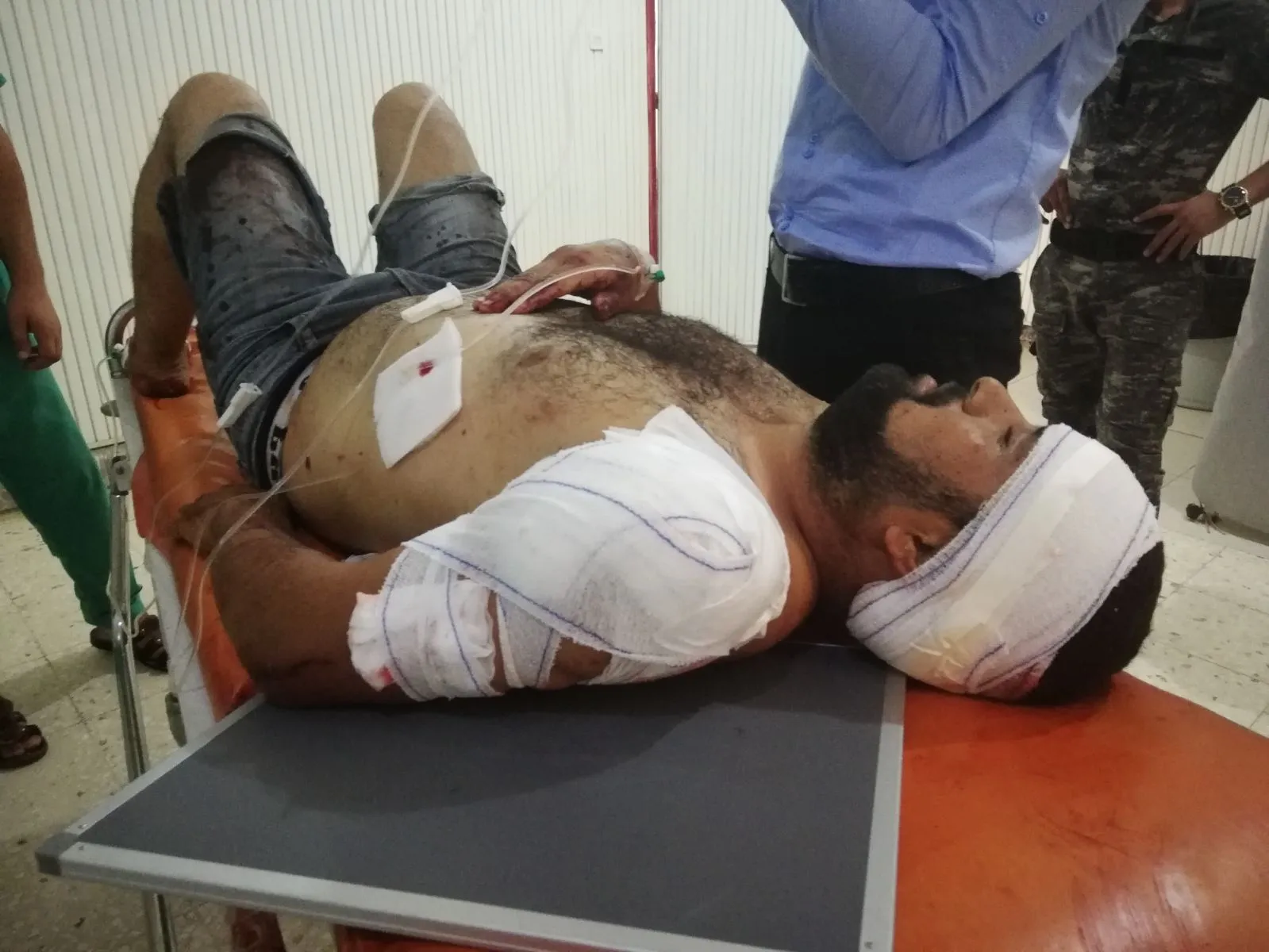 Explosión de bomba en Suluk, hiriendo a muchos, incluidos limpiadores