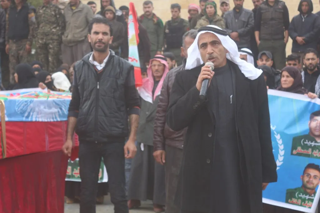 Manbij despidió a 4 mártires de ISF