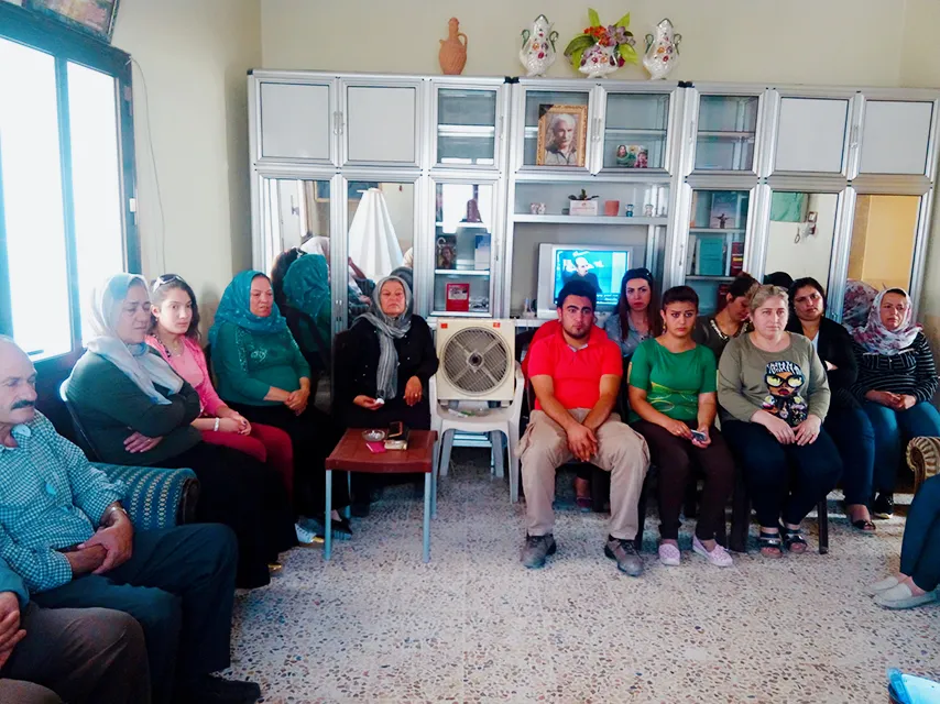 Casa Yazidi en Sheikh Maqsoud responde a las masacres y protege las enseñanzas religiosas