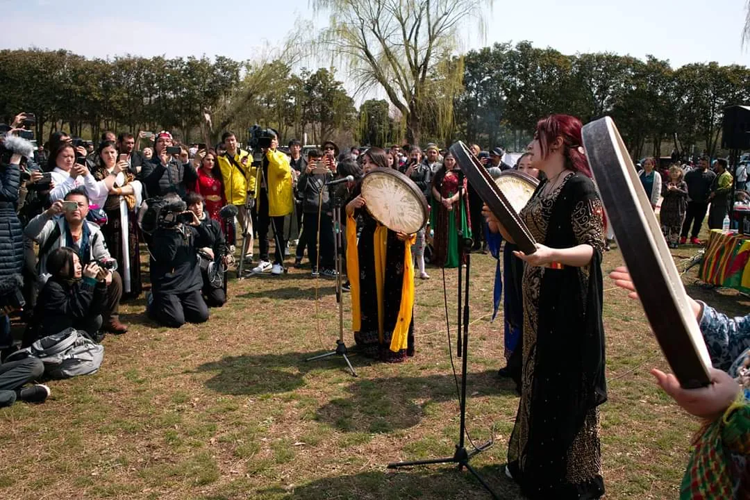 Comunidad kurda en Japón celebra Newroz