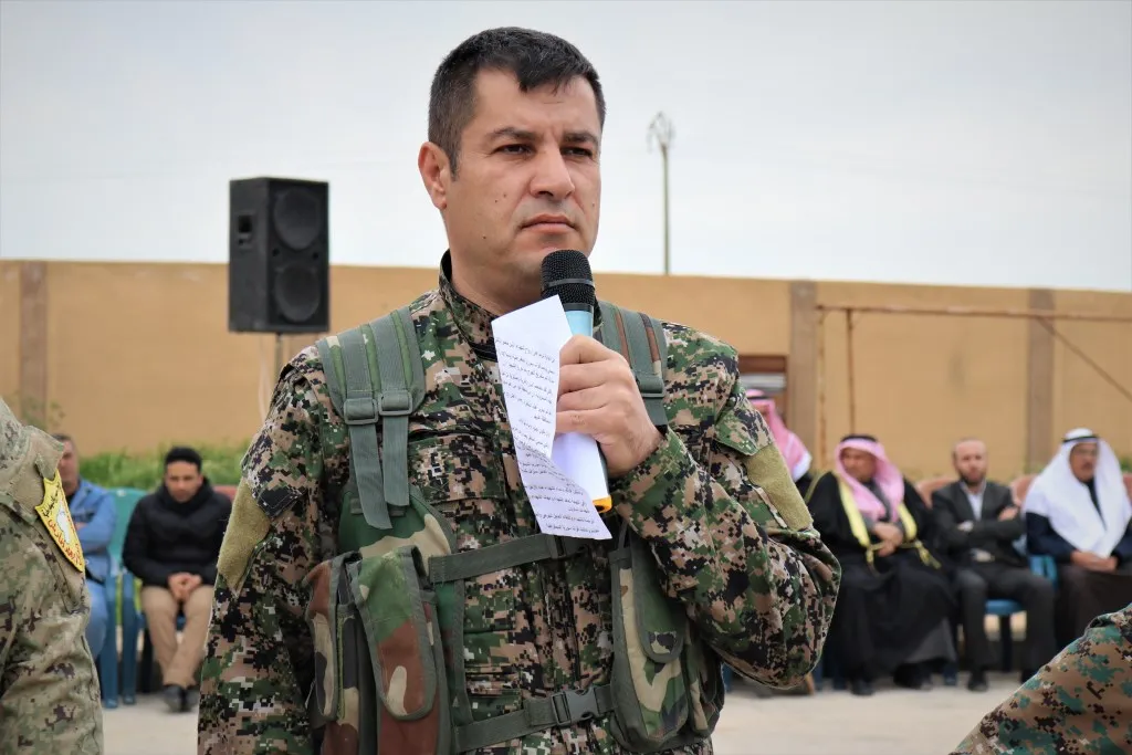 SDF finalizó un nuevo curso de entrenamiento para sus luchadores en al-Tabqa