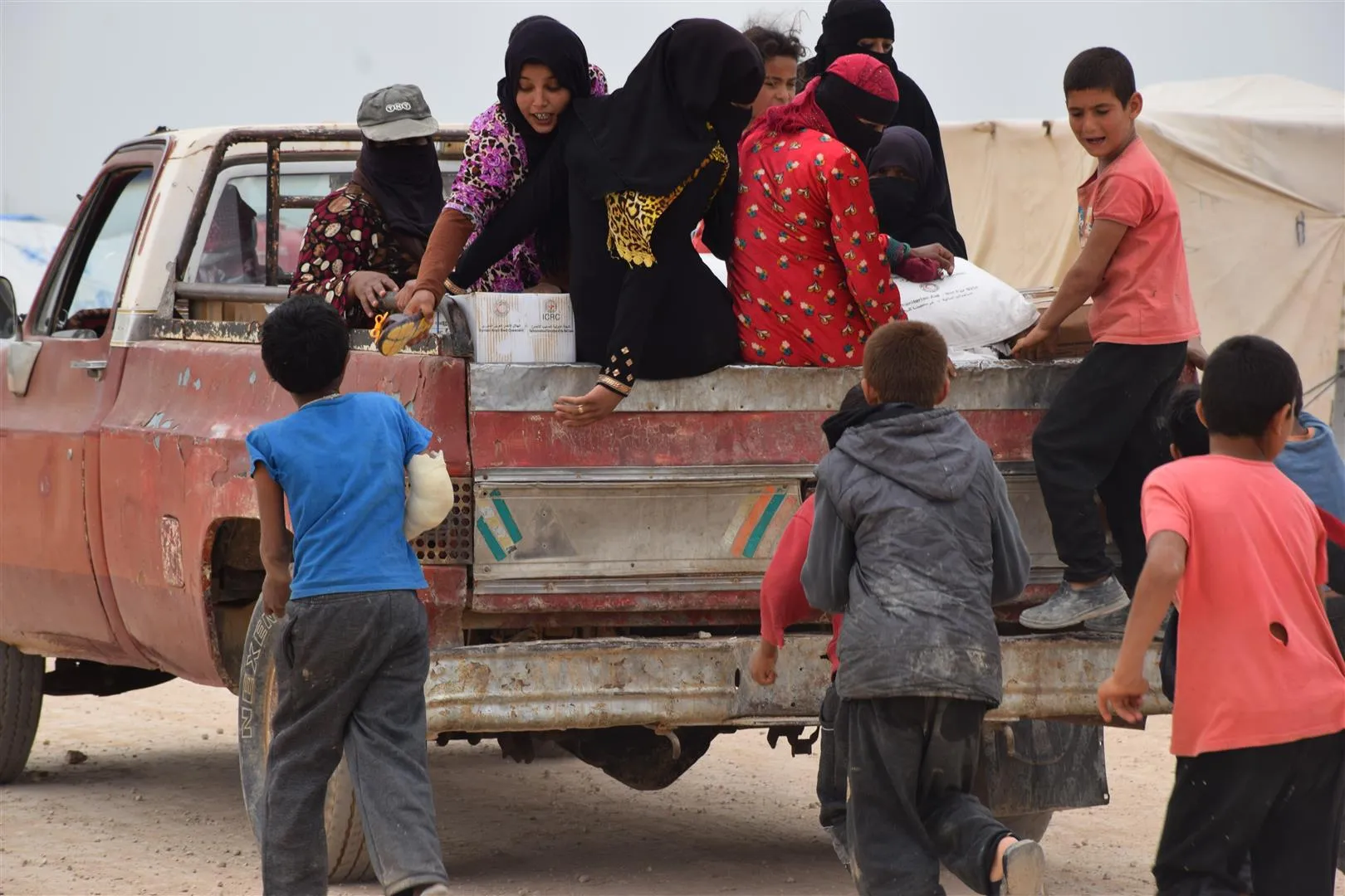 Inundaciones aumentan el sufrimiento de los refugiados del campamento de al-Arishah