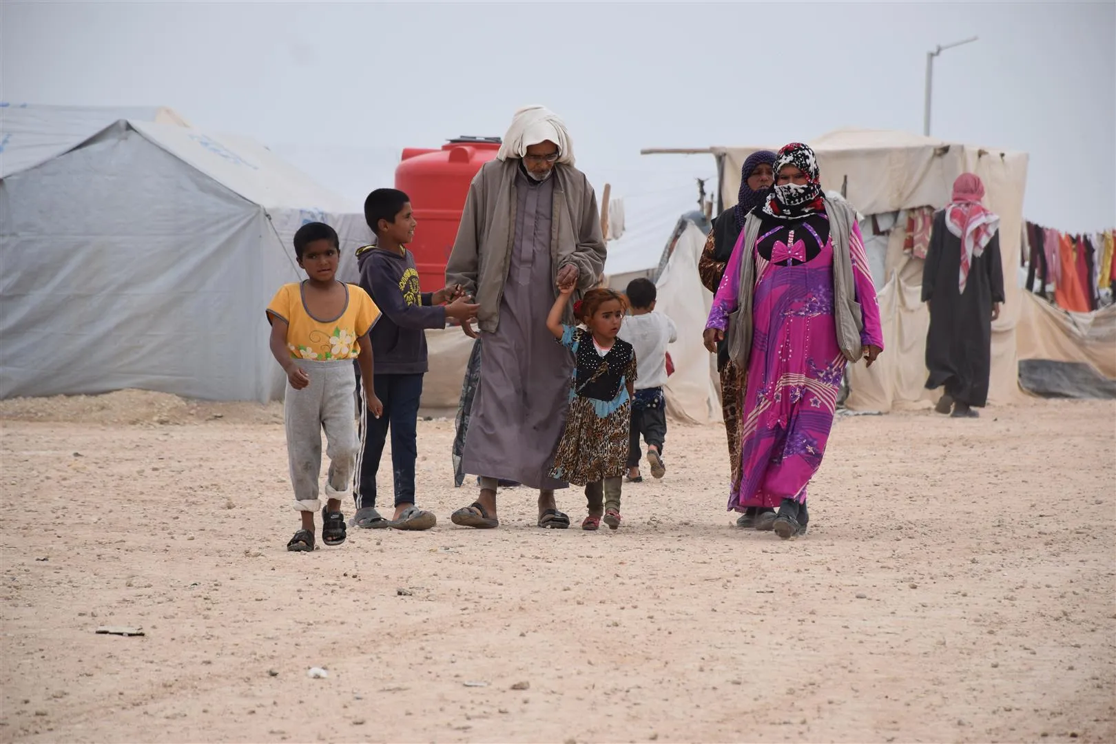 Inundaciones aumentan el sufrimiento de los refugiados del campamento de al-Arishah