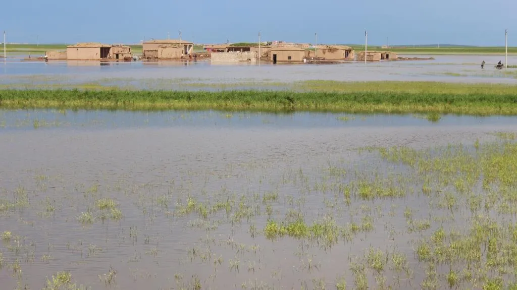 Aguas de la inundación rodearon 4 aldeas en Tel Hamis