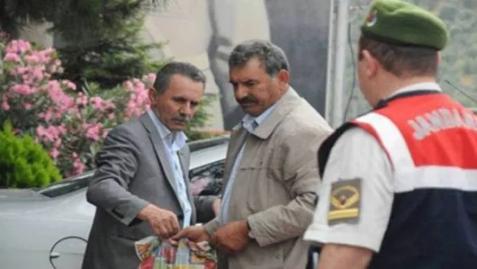 Peticiones de familias de Ocalan  y detenidos rechazadas