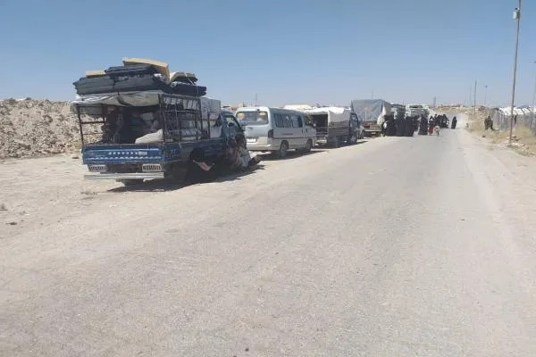Después de Deir ez-Zor, los desplazados de Manbij en el campamento de Al-Hol regresan a sus hogares