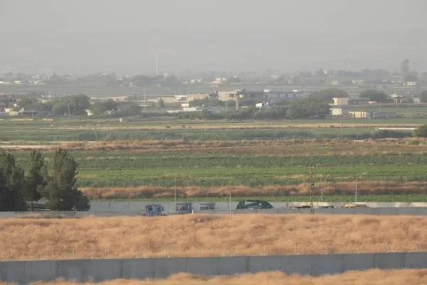 Crecientes movimientos turcos en la frontera cerca de Girê Spi