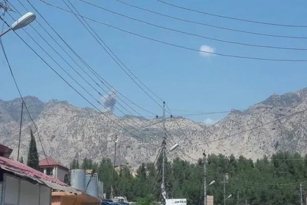 Aviones de guerra de ocupación turca bombardean áreas al norte de la provincia de Dehok