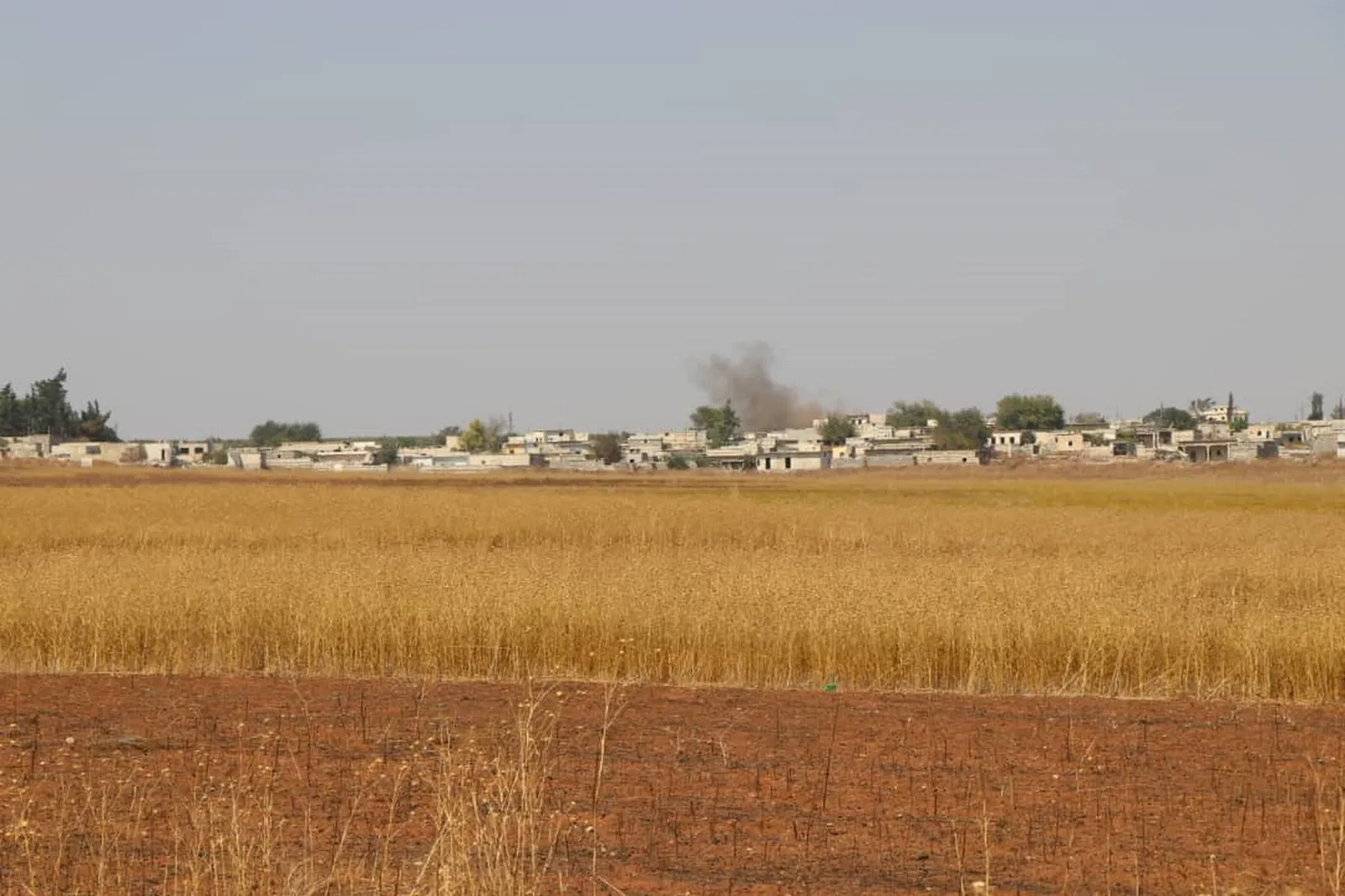 Bombardeos en aldeas del distrito de Shera del cantón de Afrin
