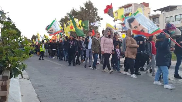 Acciones para Öcalan en docenas de ciudades europeas
