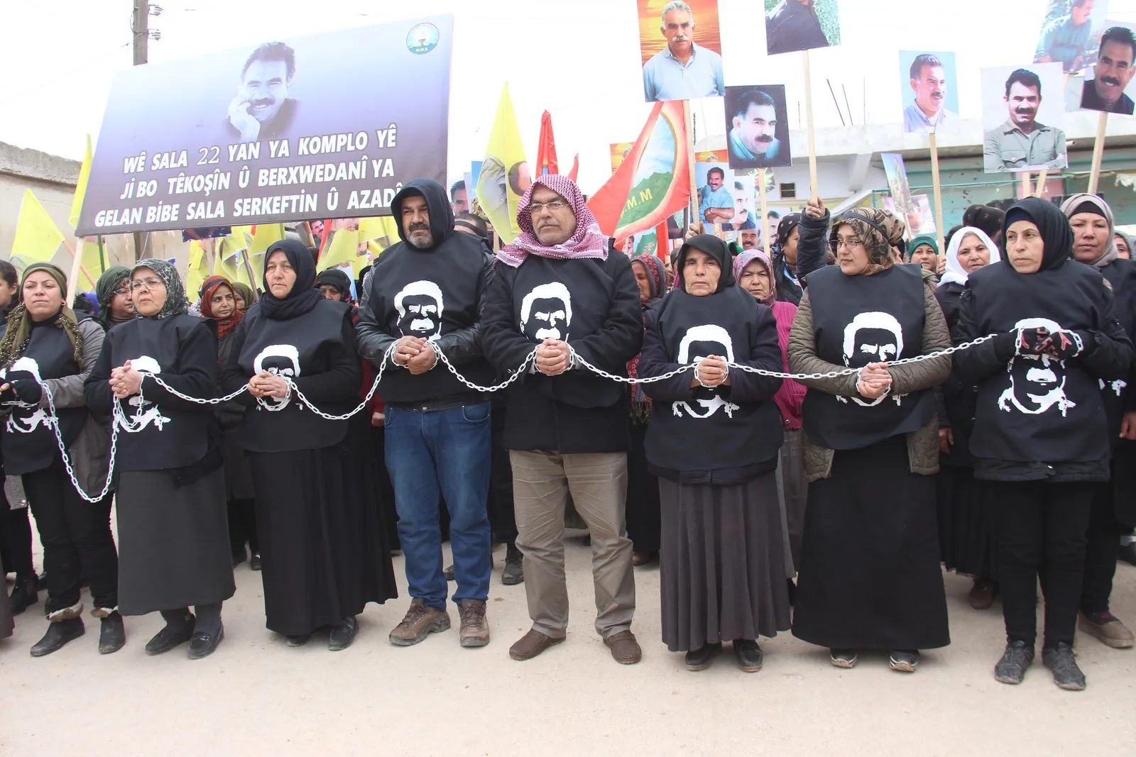 Demo en al-Shahba para condenar la conspiración internacional