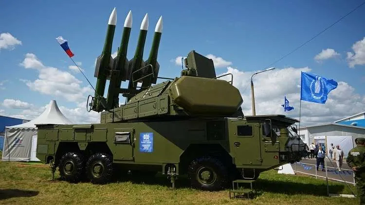 Defensa rusa: dos vehículos blindados turcos explotan en Idlib