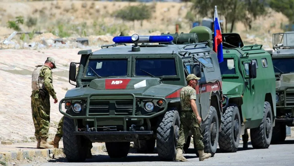 Antes de reunirse con Putin y Erdogan ... enormes refuerzos militares rusos a Siria