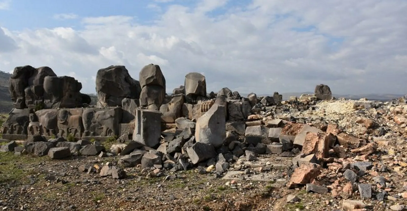 Violaciones turcas al por mayor en Afrin