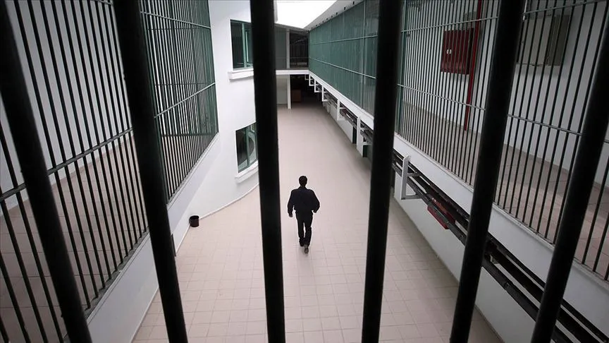 En medio del brote de corona virus, demandas para liberar prisioneros en Turquía