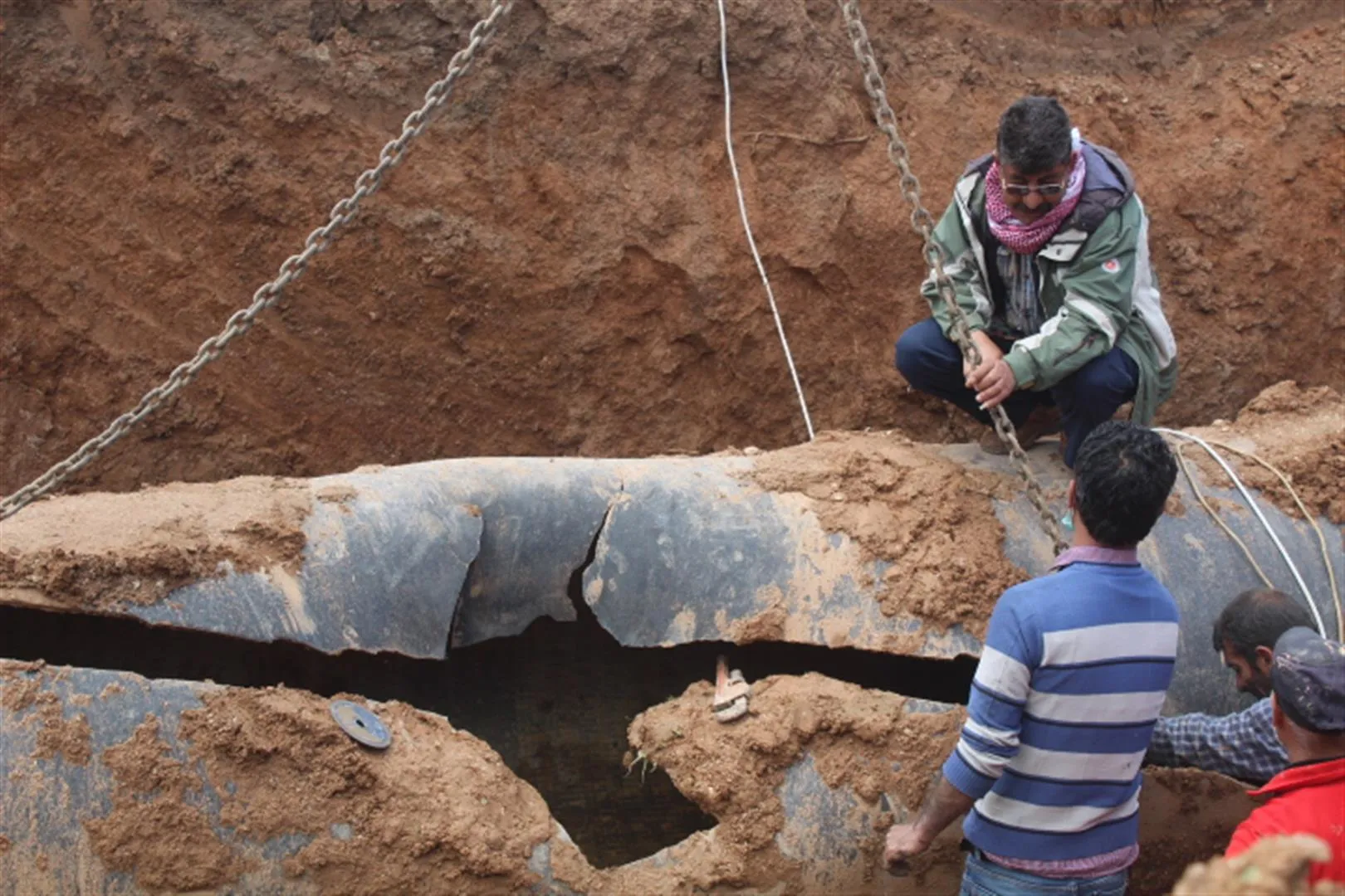 ​​​​​​​Equipos de mantenimiento continúan su trabajo para devolver el agua a la ciudad de al-Hasakah