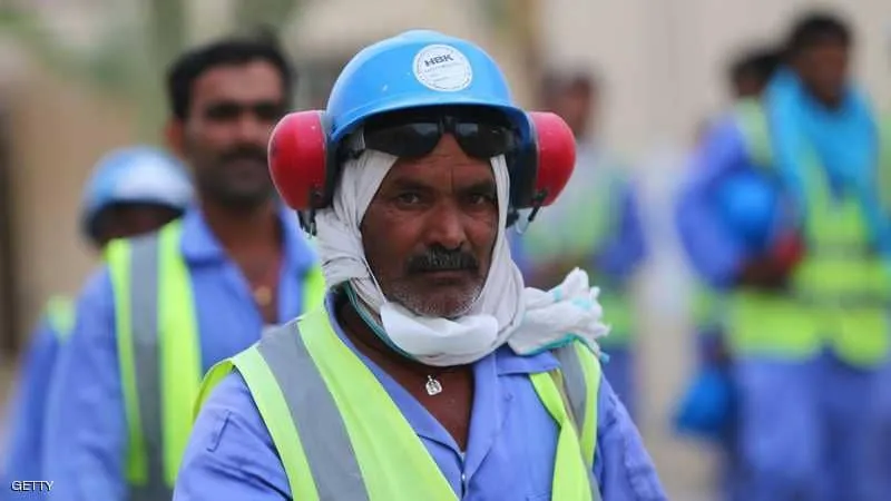 Amnistía Internacional: Qatar abusa de trabajadores extranjeros bajo COVID-19