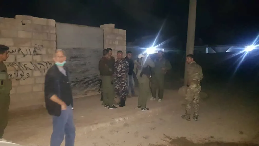Personas anónimas arrojaron 2 granadas de mano en el puesto de control ISF en Qamishlo - ACTUALIZADO