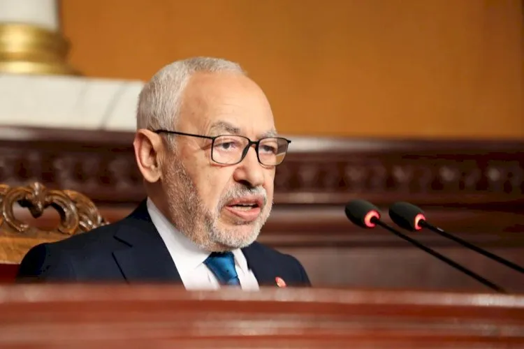Los tunecinos exigen una investigación sobre la riqueza de Ghannouchi