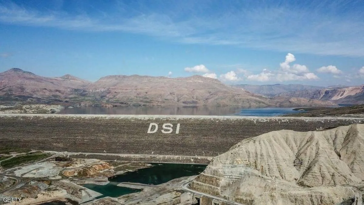 MP iraquí pide al gobierno que presione a Turquía en la "guerra del agua"
