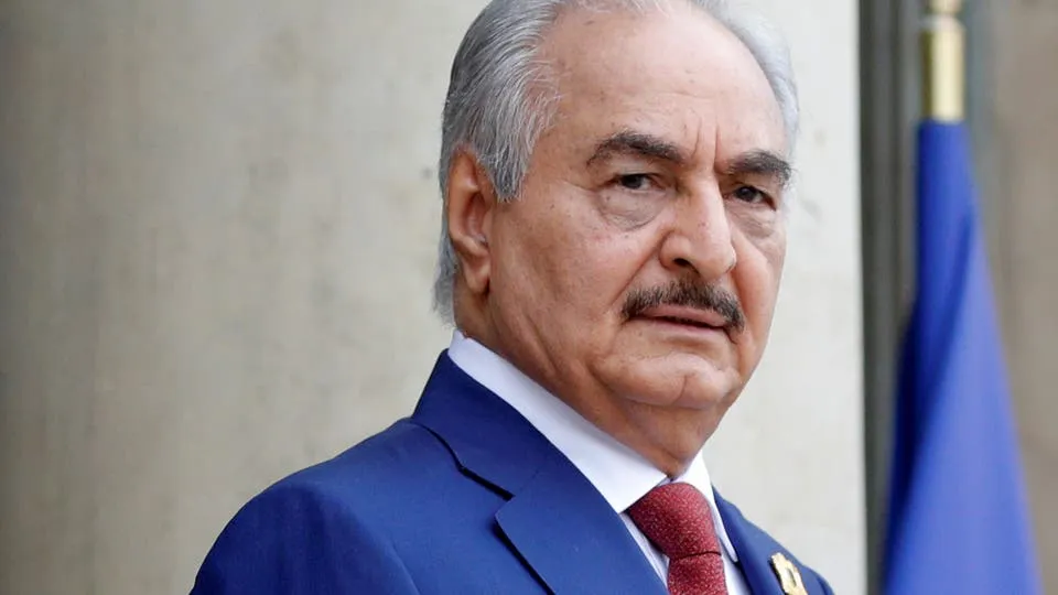 Haftar destaca la retirada de la ocupación turca antes de negociar con GNA