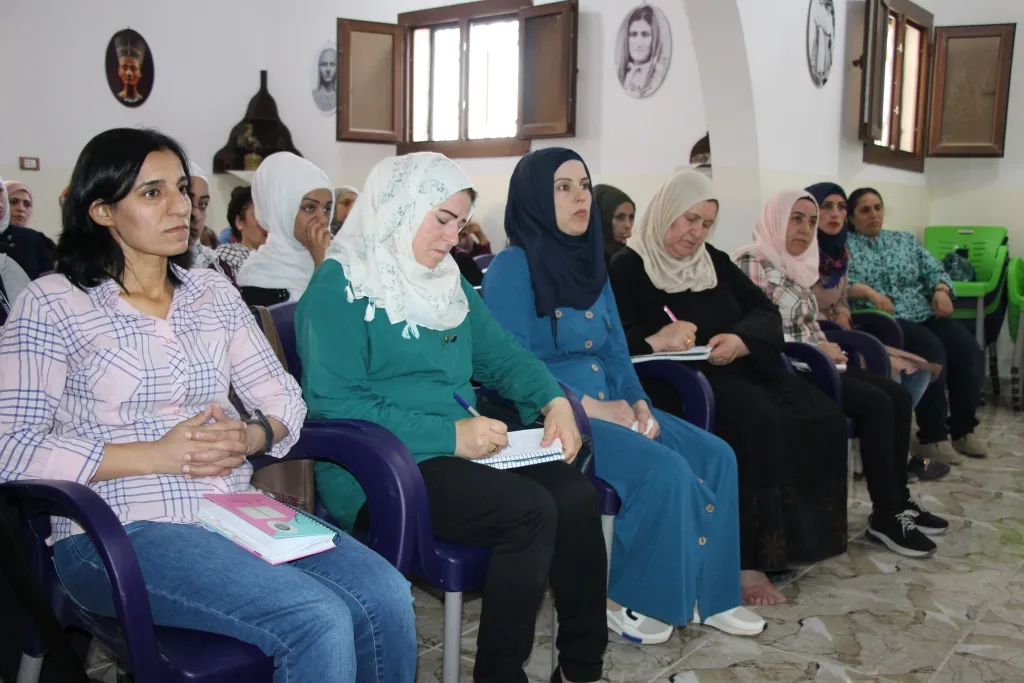 Ilham Ahmed: potencias extranjeras obstaculizan la solución de la crisis siria