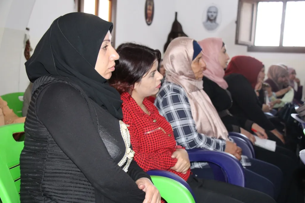 Ilham Ahmed: potencias extranjeras obstaculizan la solución de la crisis siria