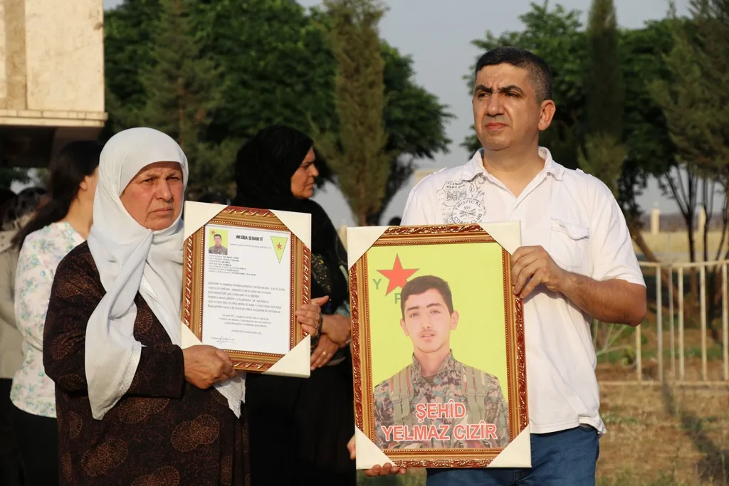 Se celebra el funeral del mártir Yilmaz Cizir y se anuncia el registro de dos mártires