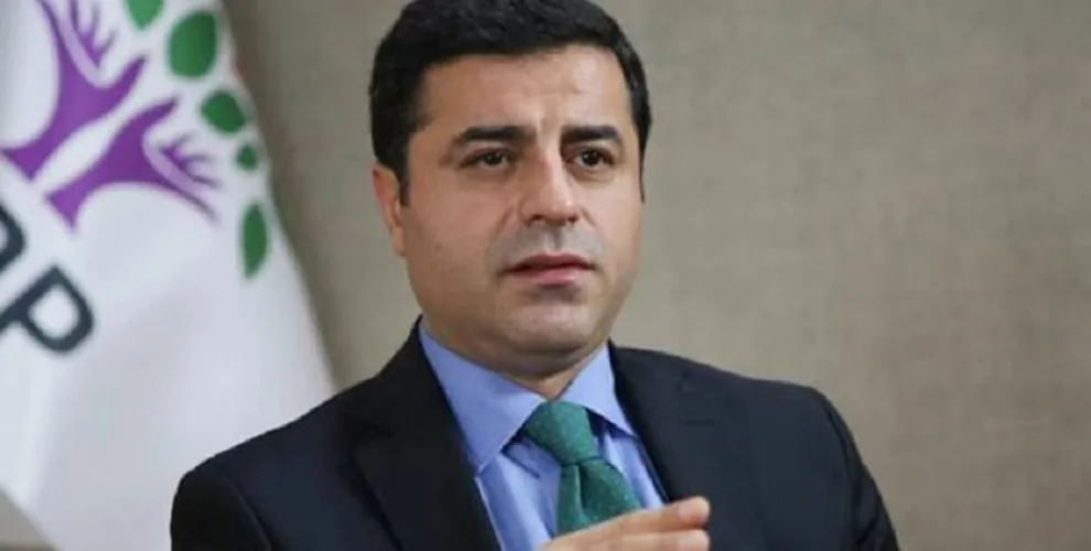 Demirtaş: 70% de la sociedad turca contra el régimen de un solo hombre, que llevó al país al abismo