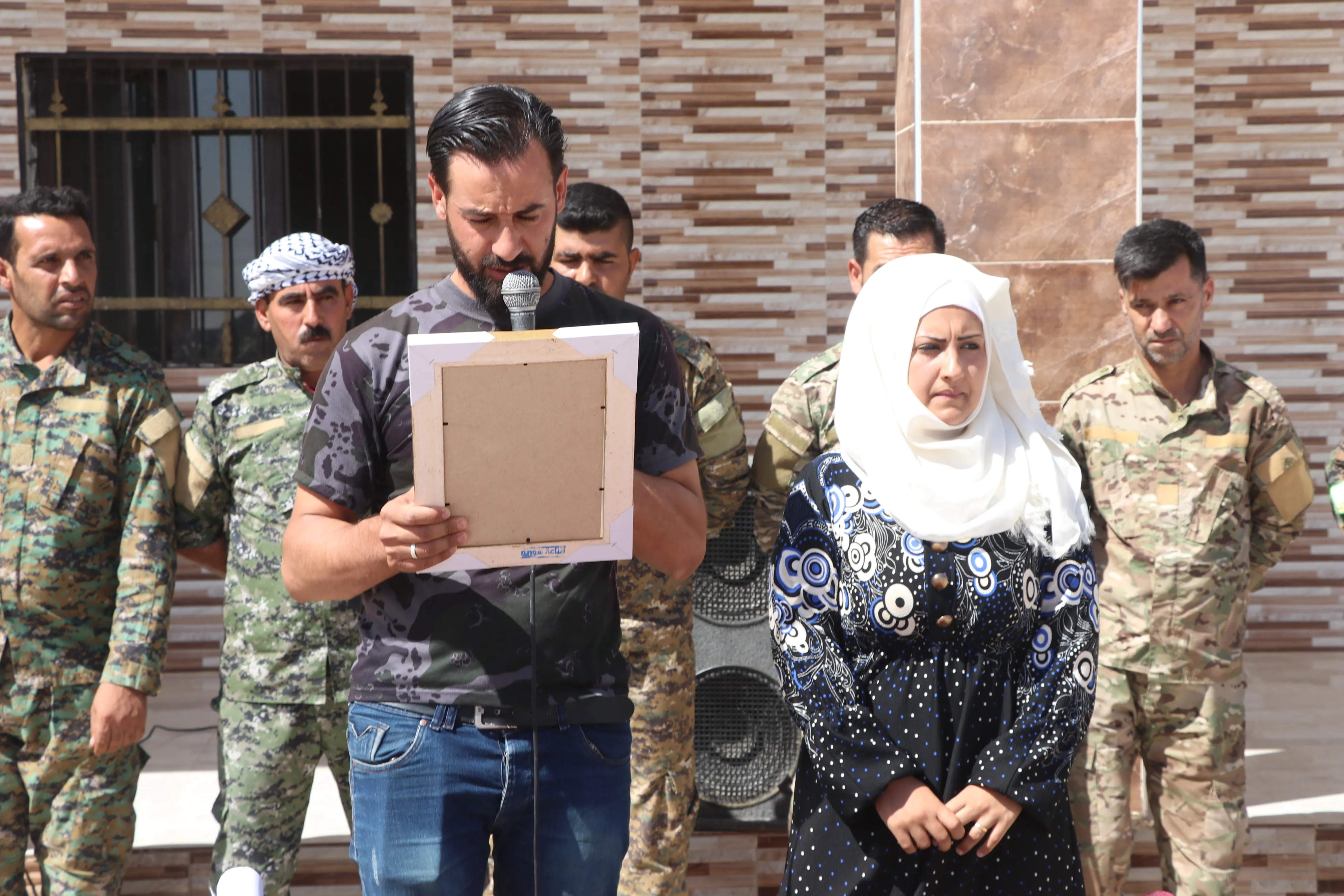 Al-Shaddadeh se despide de uno de sus hijos