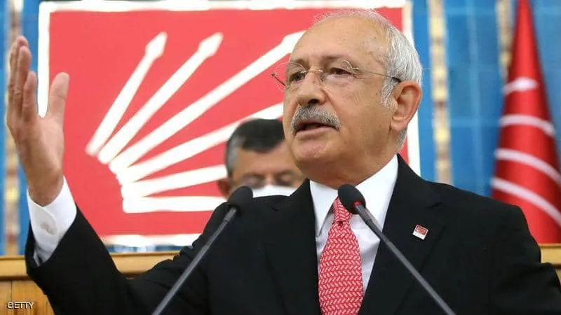 Oposición turca: el país es testigo de 5 crisis debido al partido de Erdogan