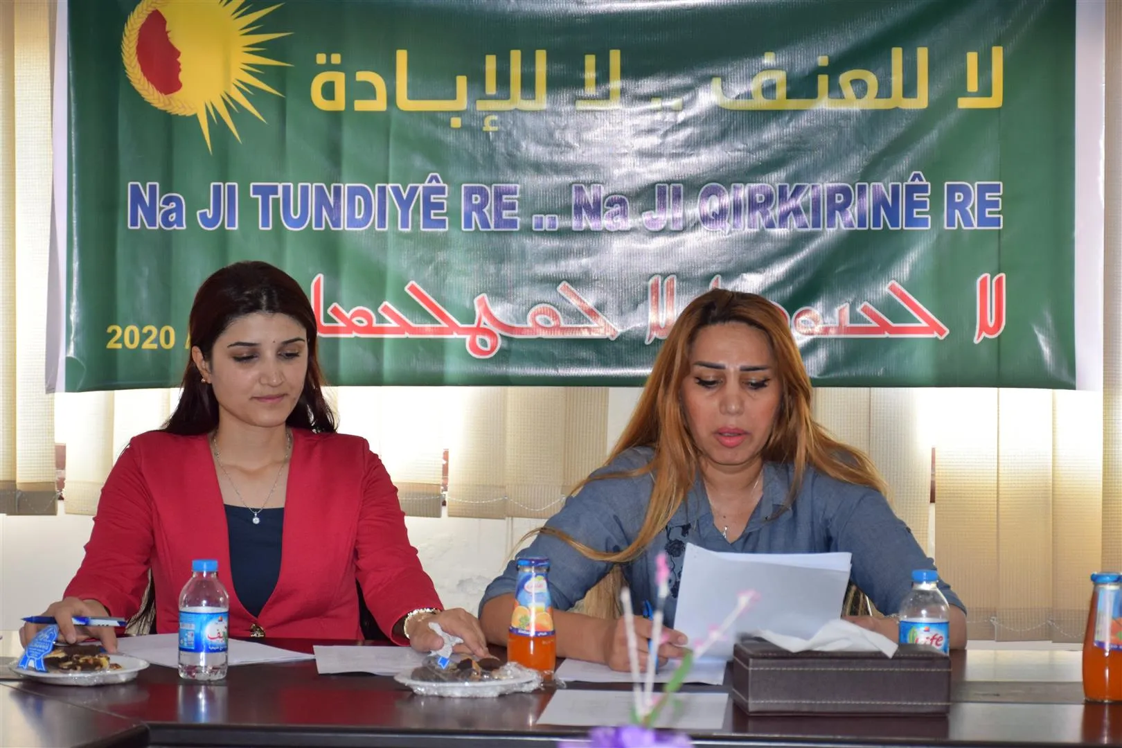 Simposio en Qamishlo titulado: "Violencia bajo corona y ocupación", ofreciendo soluciones