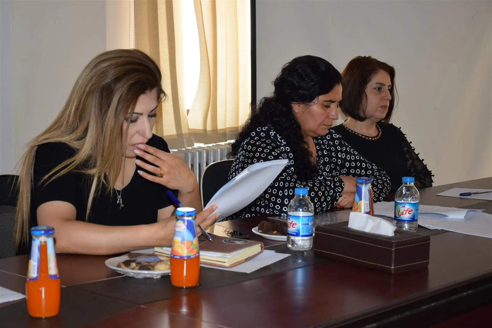 Simposio en Qamishlo titulado: "Violencia bajo corona y ocupación", ofreciendo soluciones